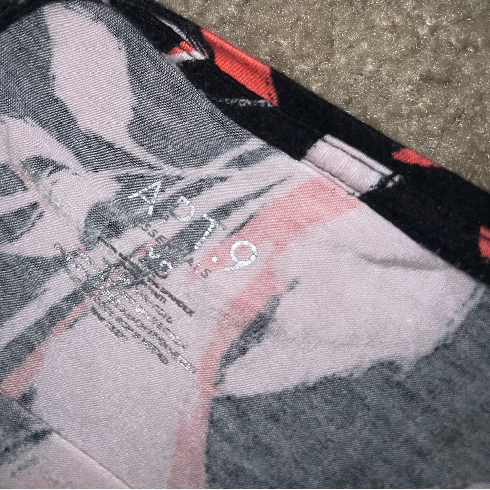 Apt. 9 Essentials Black, Cream & Orange Floral shirt size XS - Picture 6 of 9